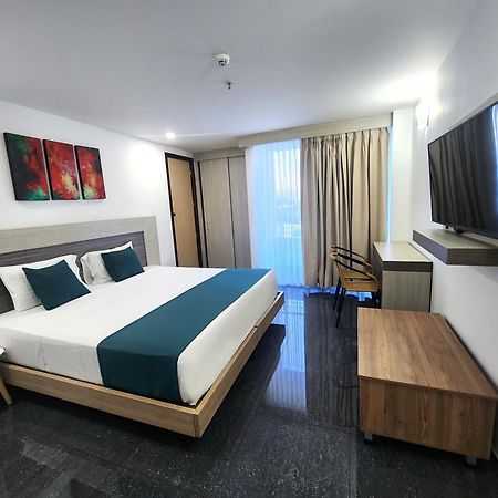 Hotel Be Suites Cali Exterior foto